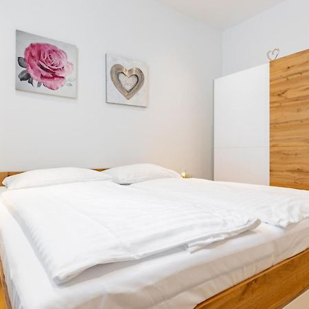 Budget Rooms West With Shared Kitchen Βιέννη Εξωτερικό φωτογραφία