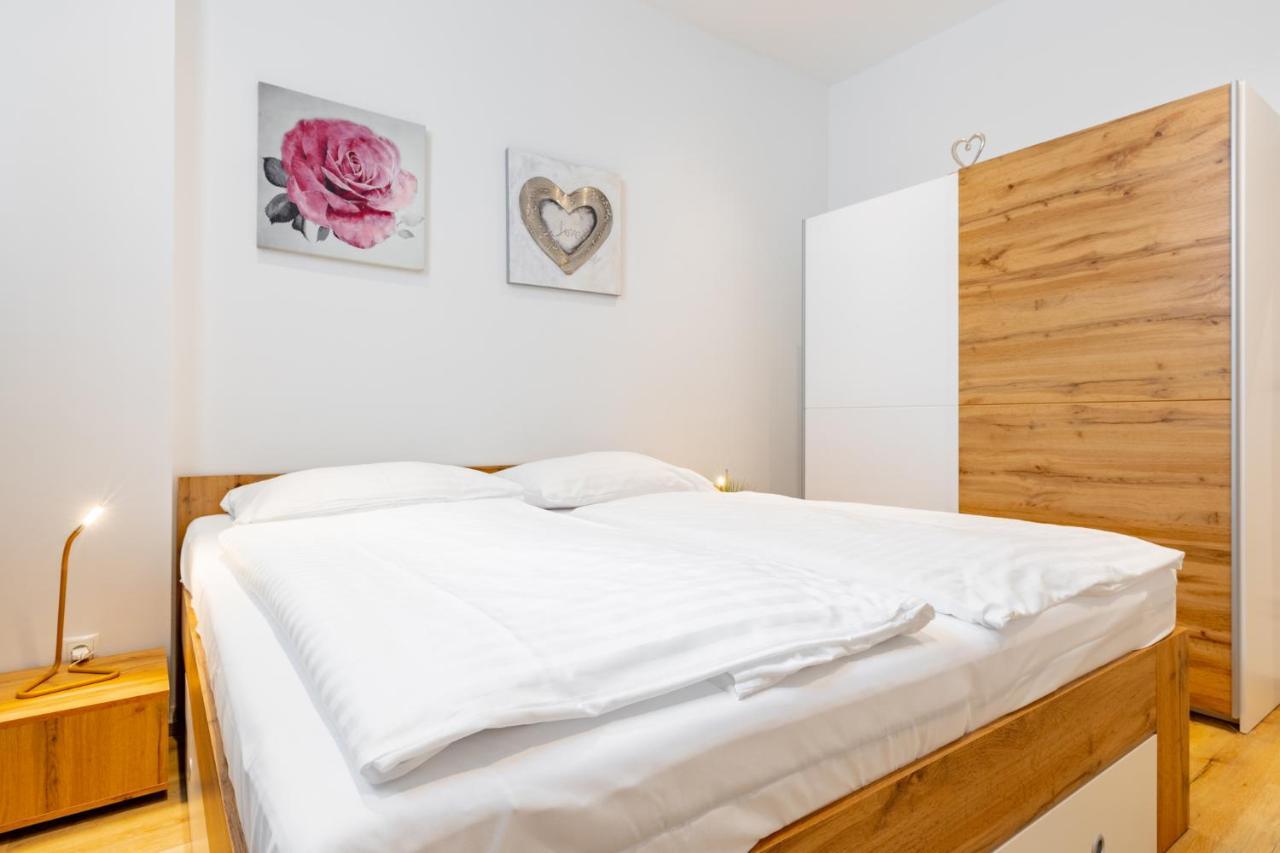 Budget Rooms West With Shared Kitchen Βιέννη Εξωτερικό φωτογραφία