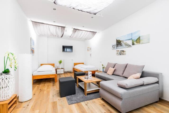 Budget Rooms West With Shared Kitchen Βιέννη Εξωτερικό φωτογραφία