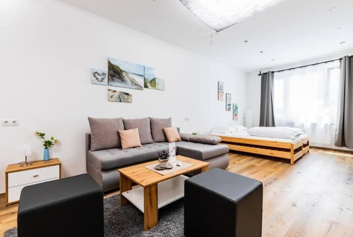 Budget Rooms West With Shared Kitchen Βιέννη Εξωτερικό φωτογραφία