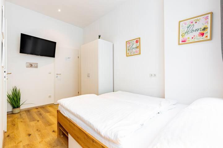 Budget Rooms West With Shared Kitchen Βιέννη Εξωτερικό φωτογραφία