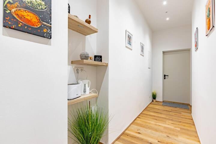 Budget Rooms West With Shared Kitchen Βιέννη Εξωτερικό φωτογραφία