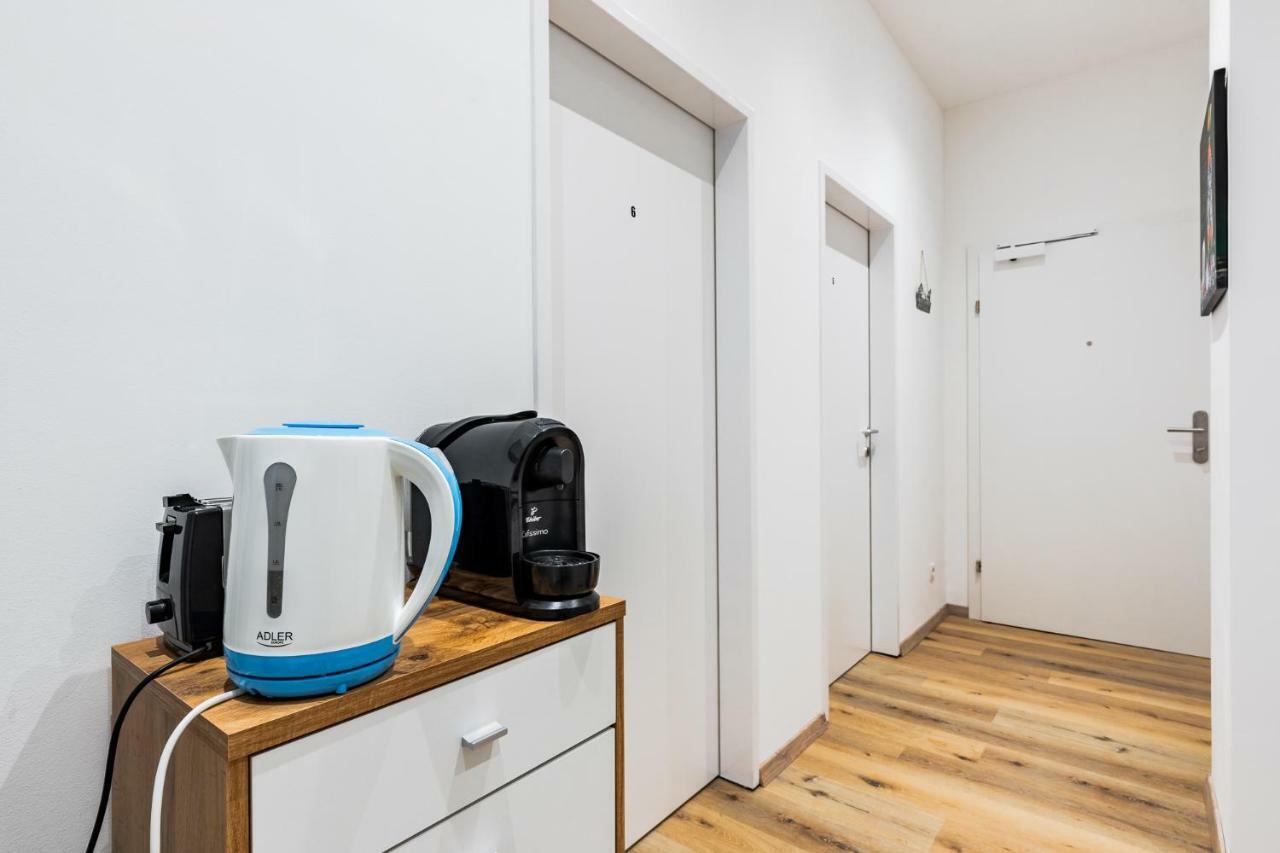 Budget Rooms West With Shared Kitchen Βιέννη Εξωτερικό φωτογραφία