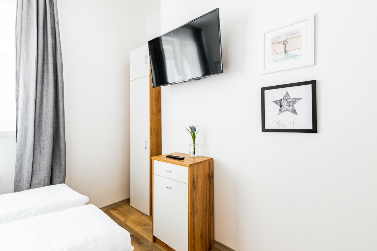 Budget Rooms West With Shared Kitchen Βιέννη Εξωτερικό φωτογραφία