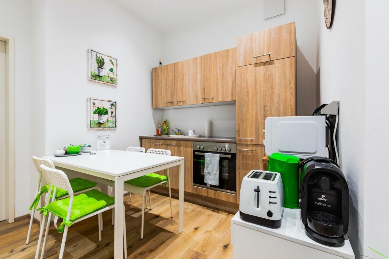 Budget Rooms West With Shared Kitchen Βιέννη Εξωτερικό φωτογραφία